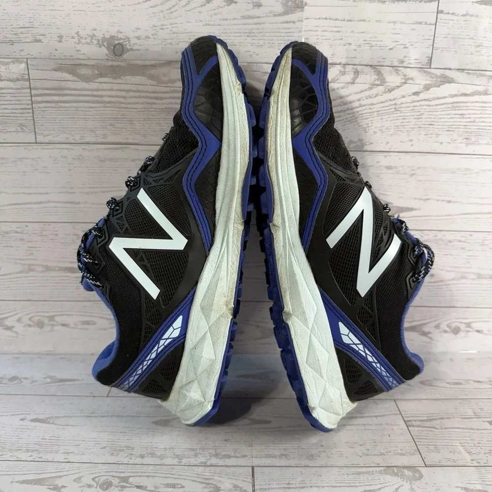 New Balance 910 V3 Trail Shoes Women 7 Gore-Tex REV Lite Running Hiking Gorpcore